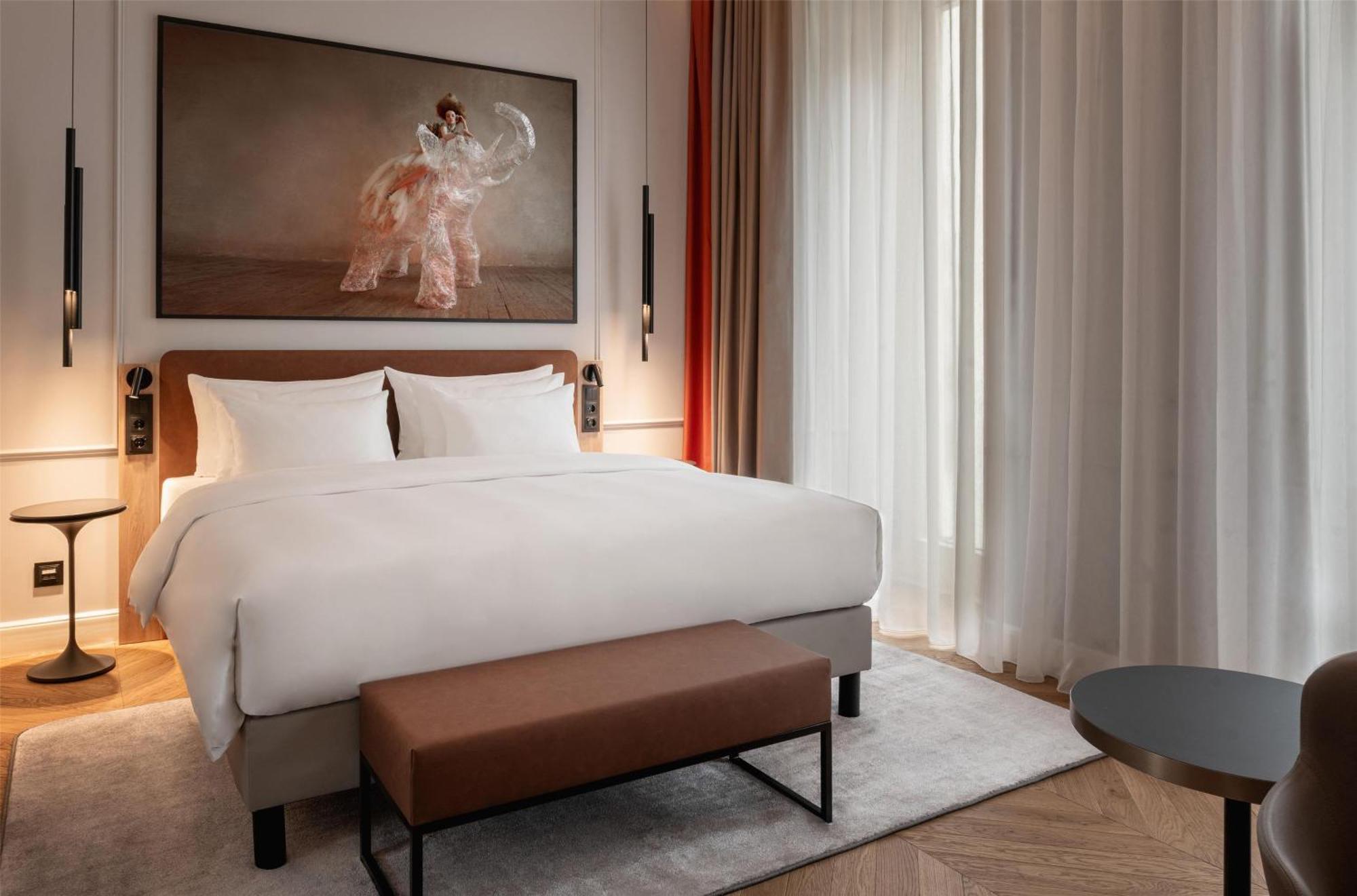 Radisson Collection Hotel, Basilica Budapest Exterior photo